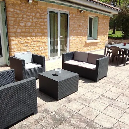 Maison Avec Jolie Vue, 5mn A Pied Du Centre Holiday home Sarlat-la-Caneda