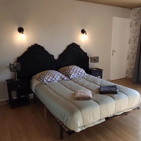 Maison Avec Jolie Vue, 5mn A Pied Du Centre Holiday home *